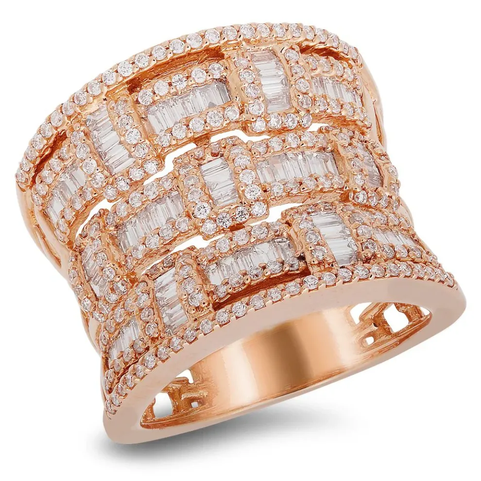 18K Rose Gold Ring With 0.69 Ct Diamonds And 0.81 Ct Baguette Diamonds