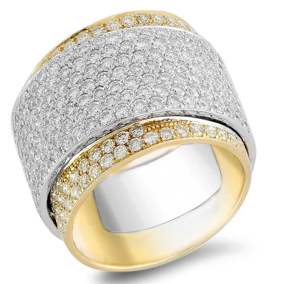 18K White And Yellow Gold Ring With 3.39 Ct Diamonds