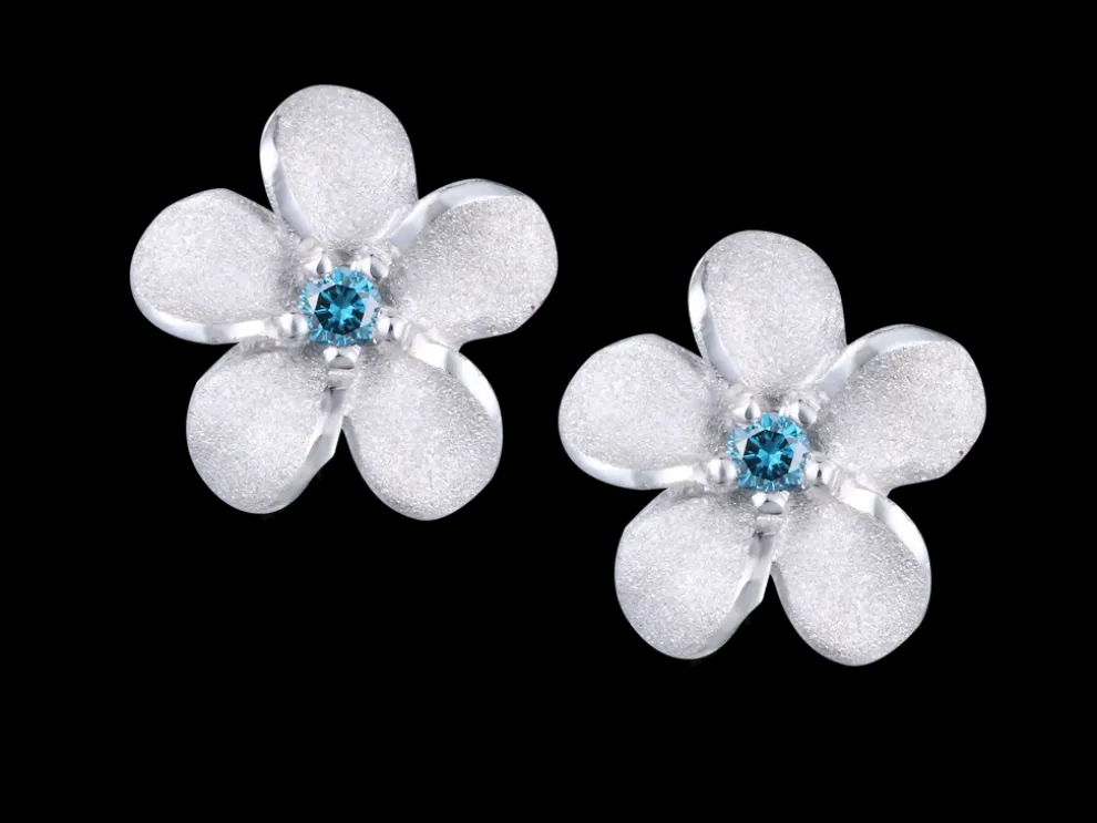 8Mm 14K Plumeria Earring With 2 Blue Diamonds